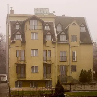 Hotel Bara Junior Budapest