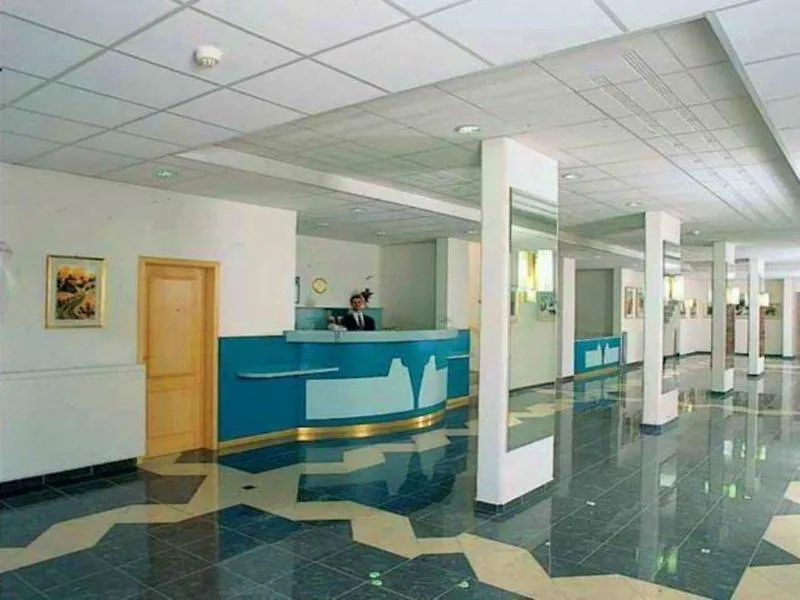 **  Hotel Bara Junior Budapešť Maďarsko