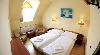 Hotel Bara Junior Budapešť