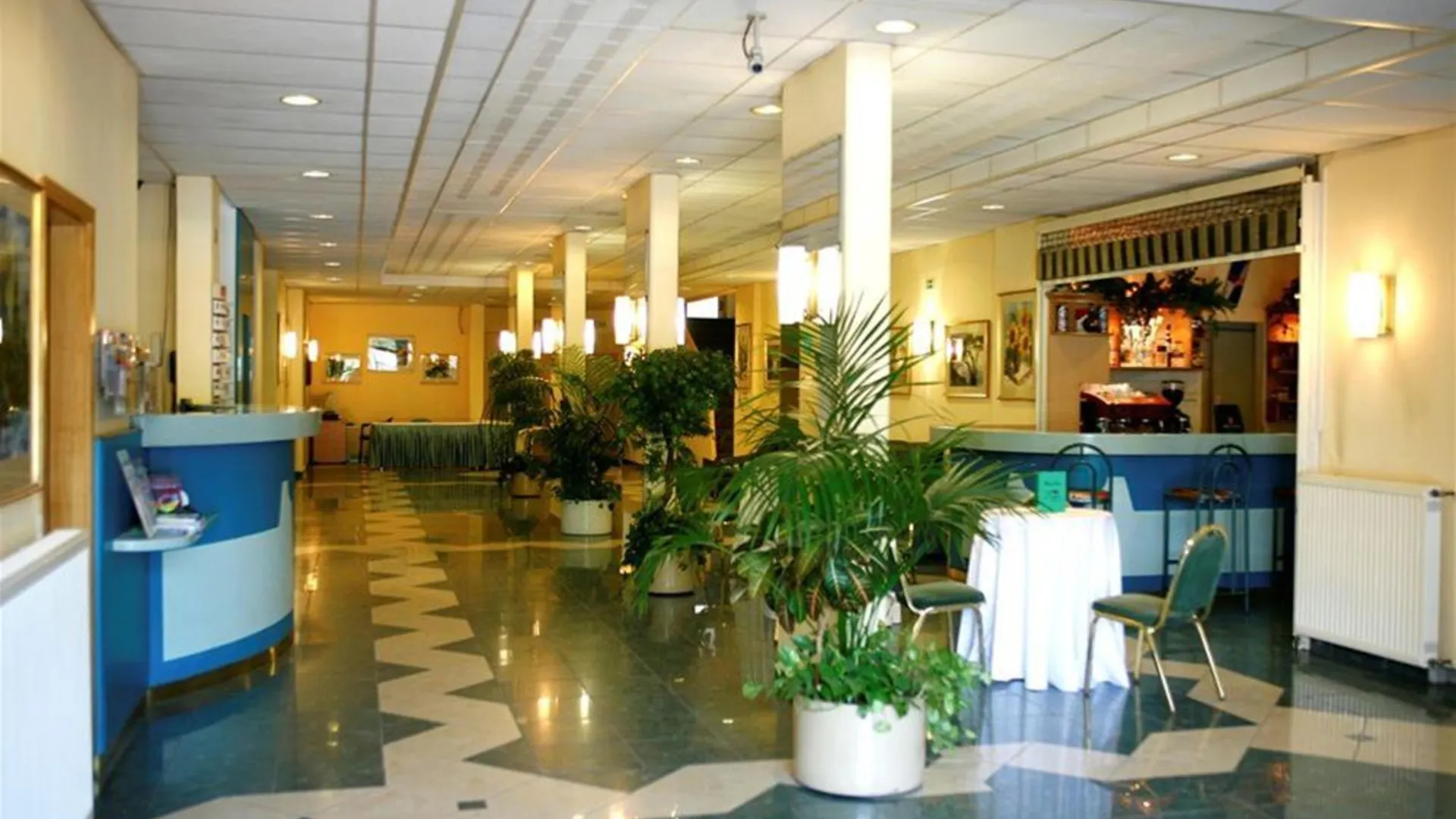Hotel Bara Junior Budapest