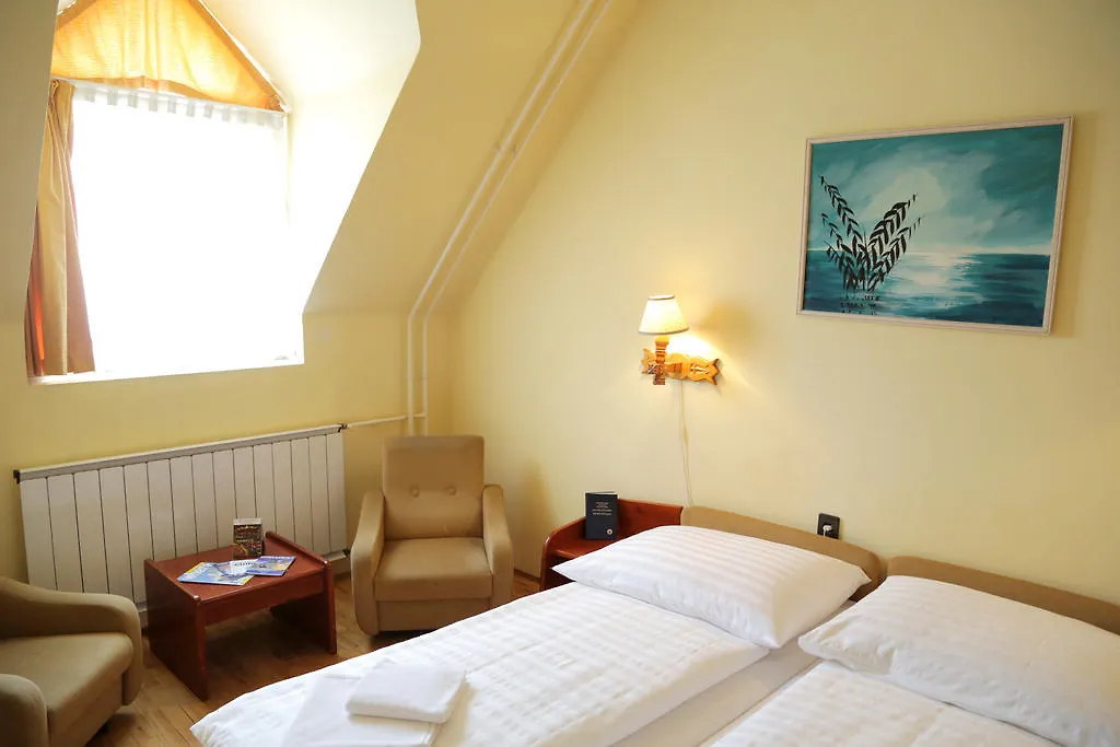 Hotel Bara Junior Budapest Hungary