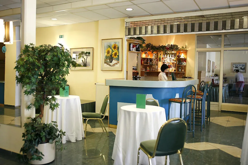 Hotel Bara Junior Budapest Hungary