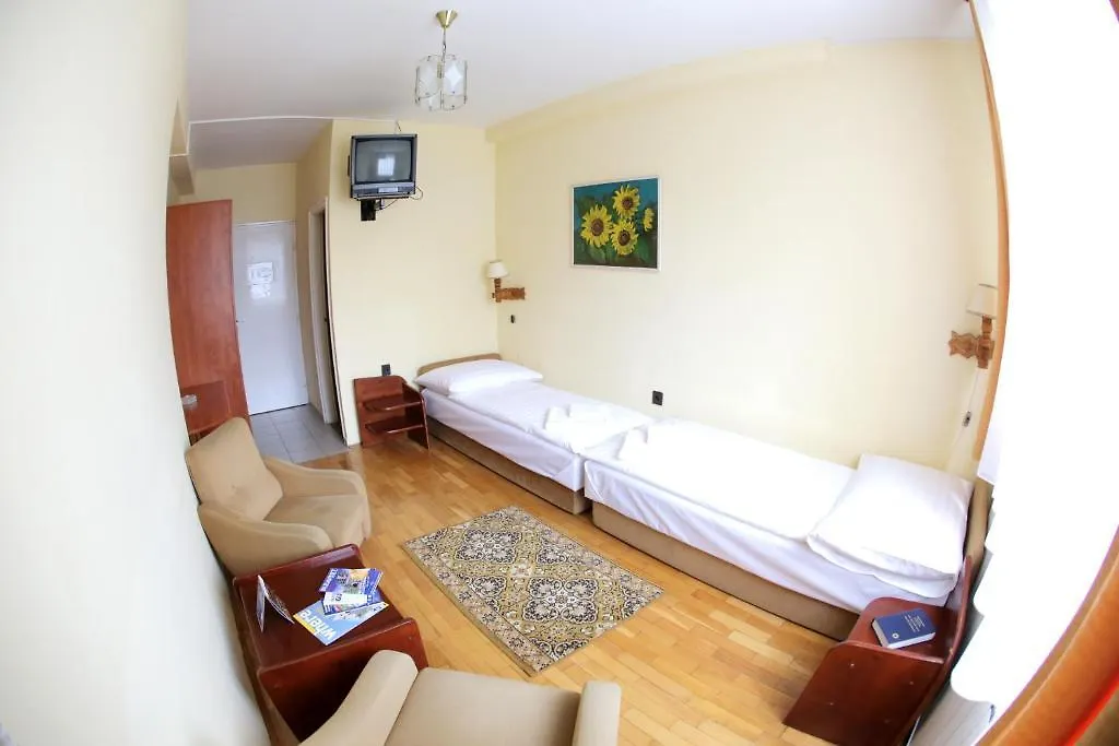 Hotel Bara Junior Budapest